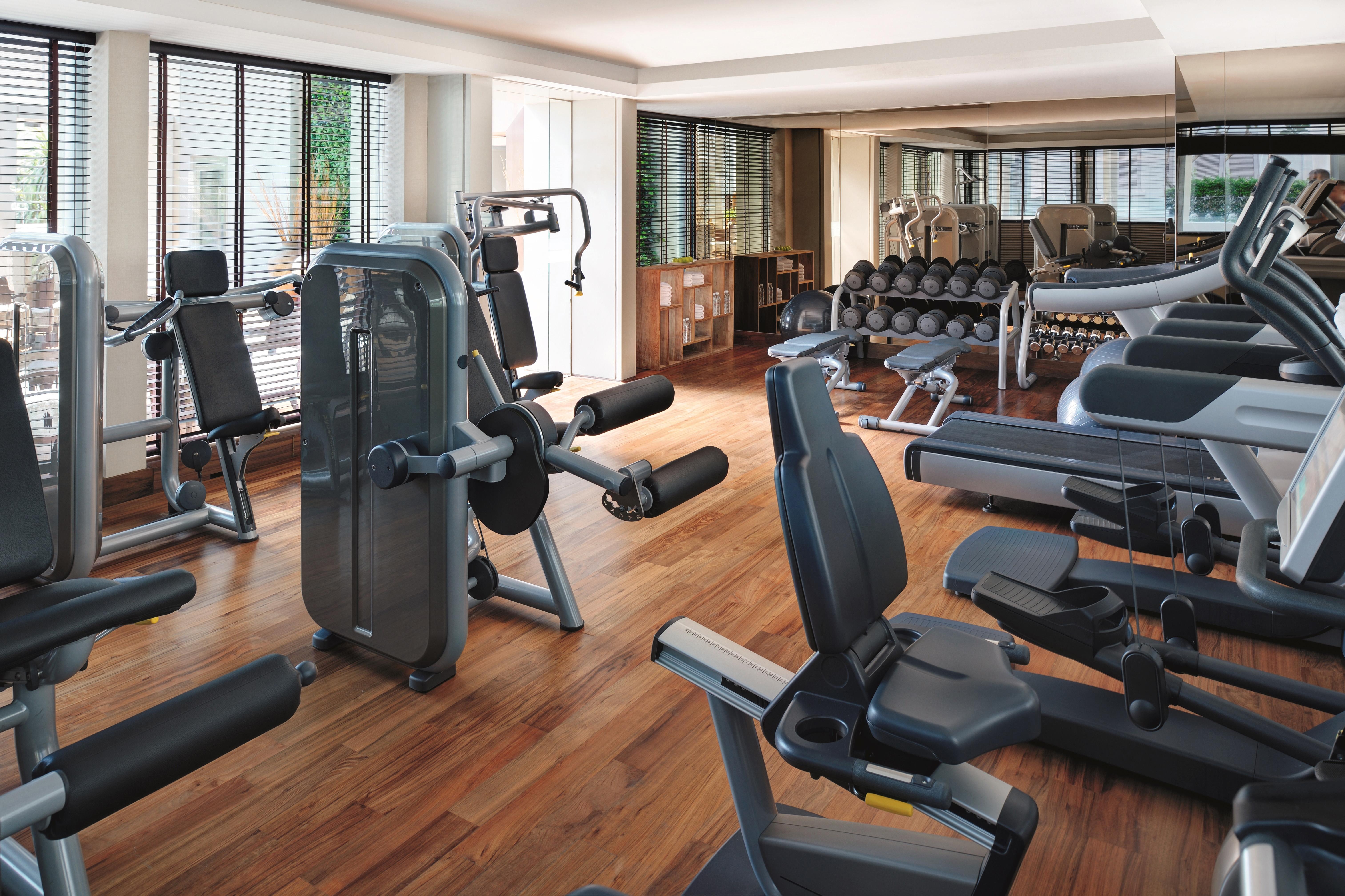 Oasia Resort Sentosa By Far East Hospitality Singapore Exterior photo The gym at the Mandarin Oriental, Munich
