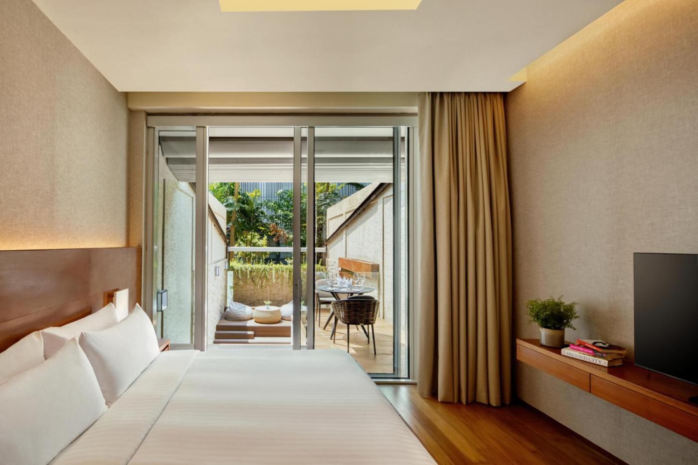 Oasia Resort Sentosa By Far East Hospitality Singapore Exterior photo Deluxe Room with private balcony